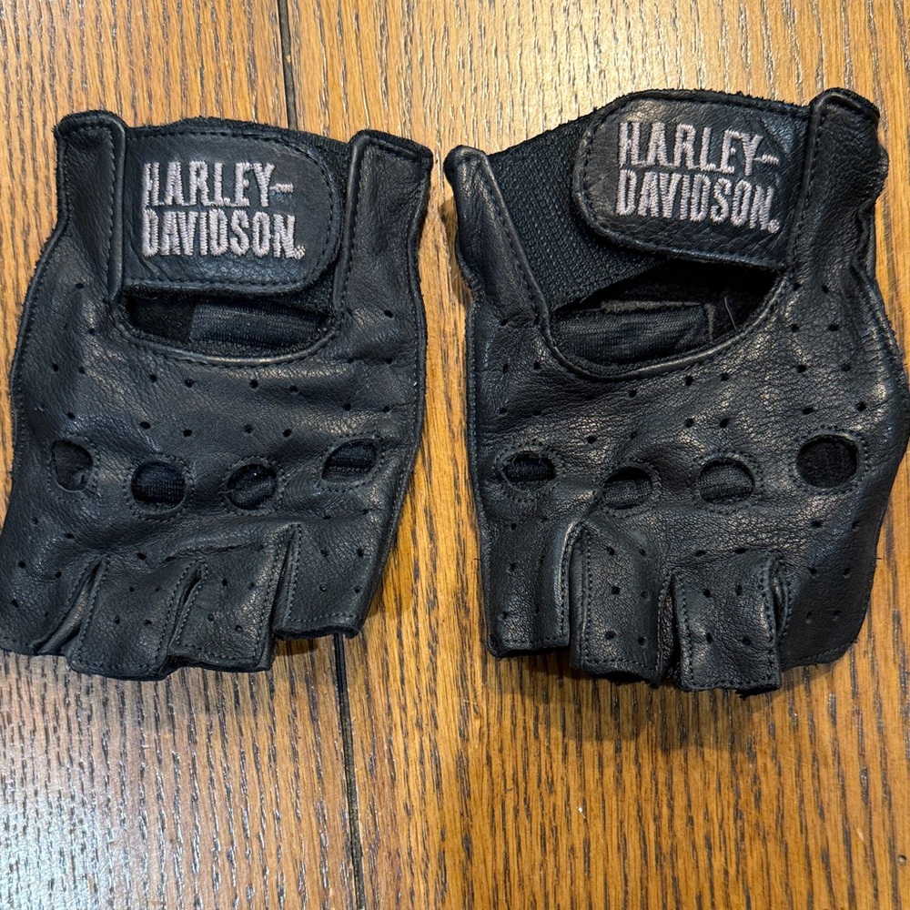 Harley-Davidson Perforated Black Fingerless Gloves